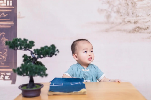 开原八个月宝宝可以吃盐吗 开原八个月宝宝可以吃盐吗